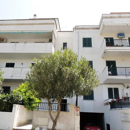 Oikia Vacanze Benedetta Holiday home *